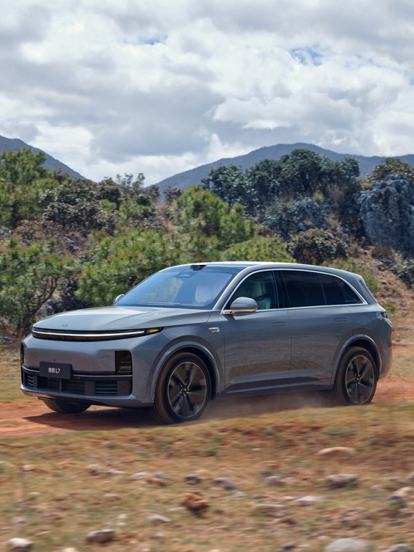Ideal L7 2025 Max Smart Refresh Edition 449-Horsepower Series Hybrid Electric Motor Single-Speed Gearbox High-Speed 180km/h SUV