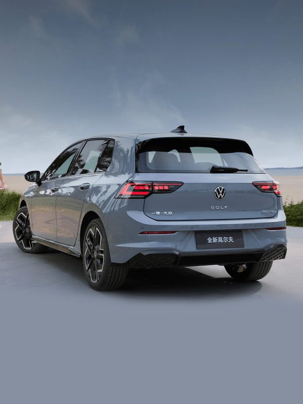 Volkswagen Golf 2025 Facelift 300TSI R-Line Sedan 1.5T 160HP L4 7-Speed DCT 5-door 5-Seat Hatchback Petrol Compact Passenger Car