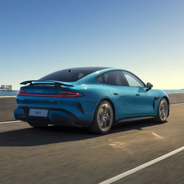 Xiaomi SU7 FWD Long Range 800km Intelligent Sedan Max Sports Wheels AWD LHS New Car Fully Electric Car High Speed Automobiles